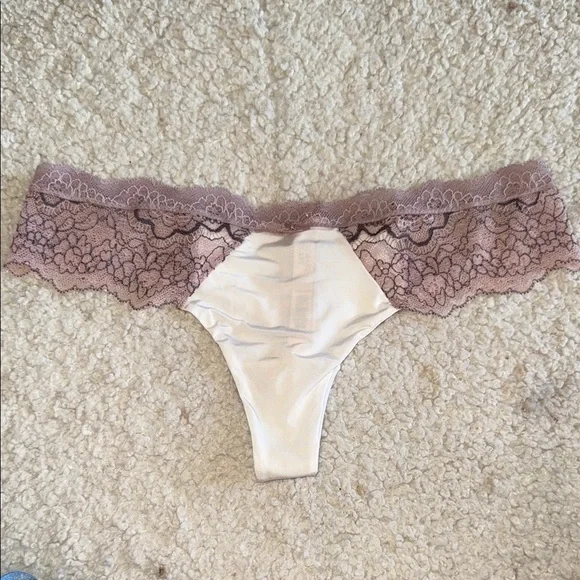 Victoria's Secret Lace Panties in Blue and Mauve - Picture 4 of 7